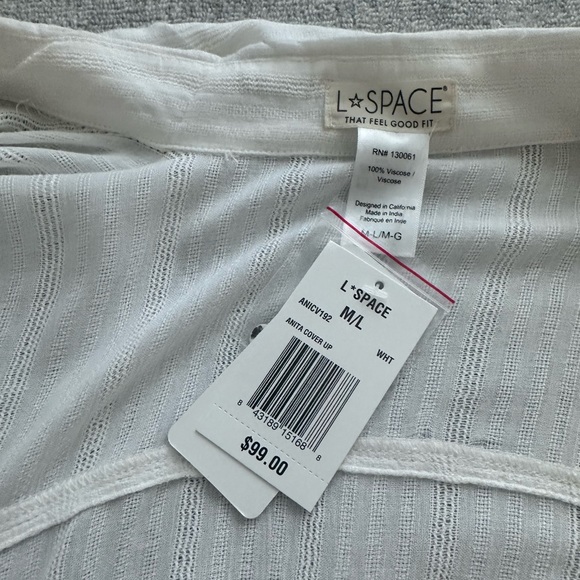 L*Space white cover up - Picture 4 of 4